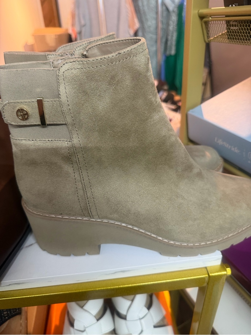 Giani Bernini Olive Green Suede Ankle Booties - Picture 3 of 4